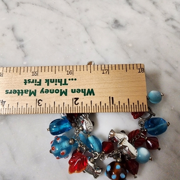 Art Glass Charm Bracelet Blue Red Silver Tone Toggle Beachy Fish Mixed Media - Picture 10 of 11
